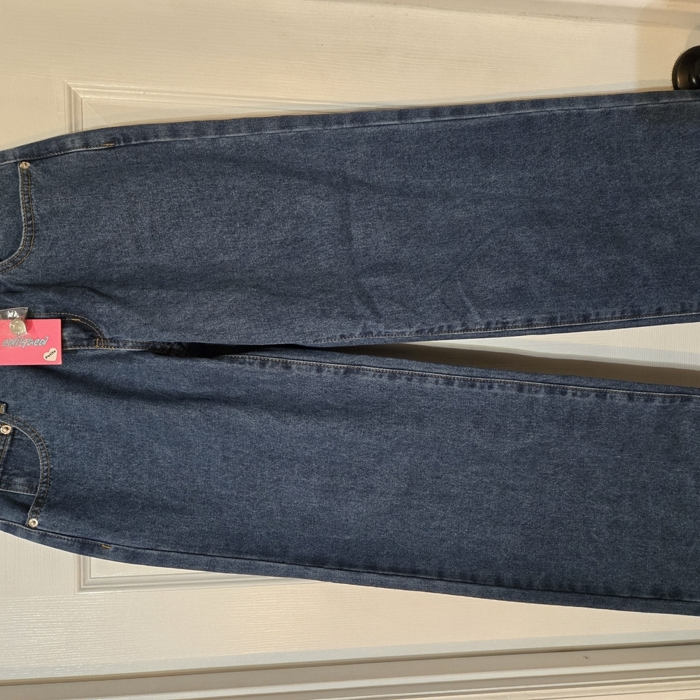 Edikted Blue Low Rise Jeans - Picture 3 of 6